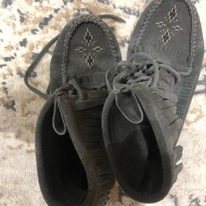 Manitobah Grey Moccasins